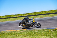 anglesey-no-limits-trackday;anglesey-photographs;anglesey-trackday-photographs;enduro-digital-images;event-digital-images;eventdigitalimages;no-limits-trackdays;peter-wileman-photography;racing-digital-images;trac-mon;trackday-digital-images;trackday-photos;ty-croes